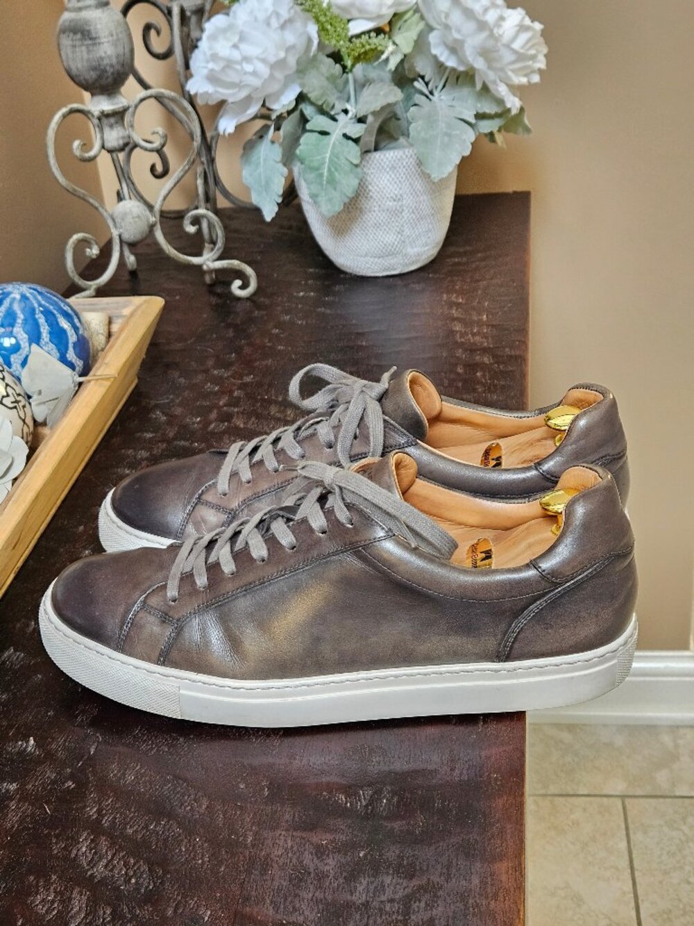 Magnanni Men's Leather Sneakers, Gray, Sz 13 - Picture 3 of 16